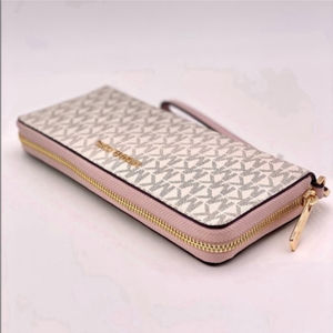 Michael Kors Large Continental Wallet Wristlet